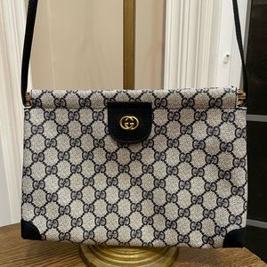 💕Vintage Gucci Sling